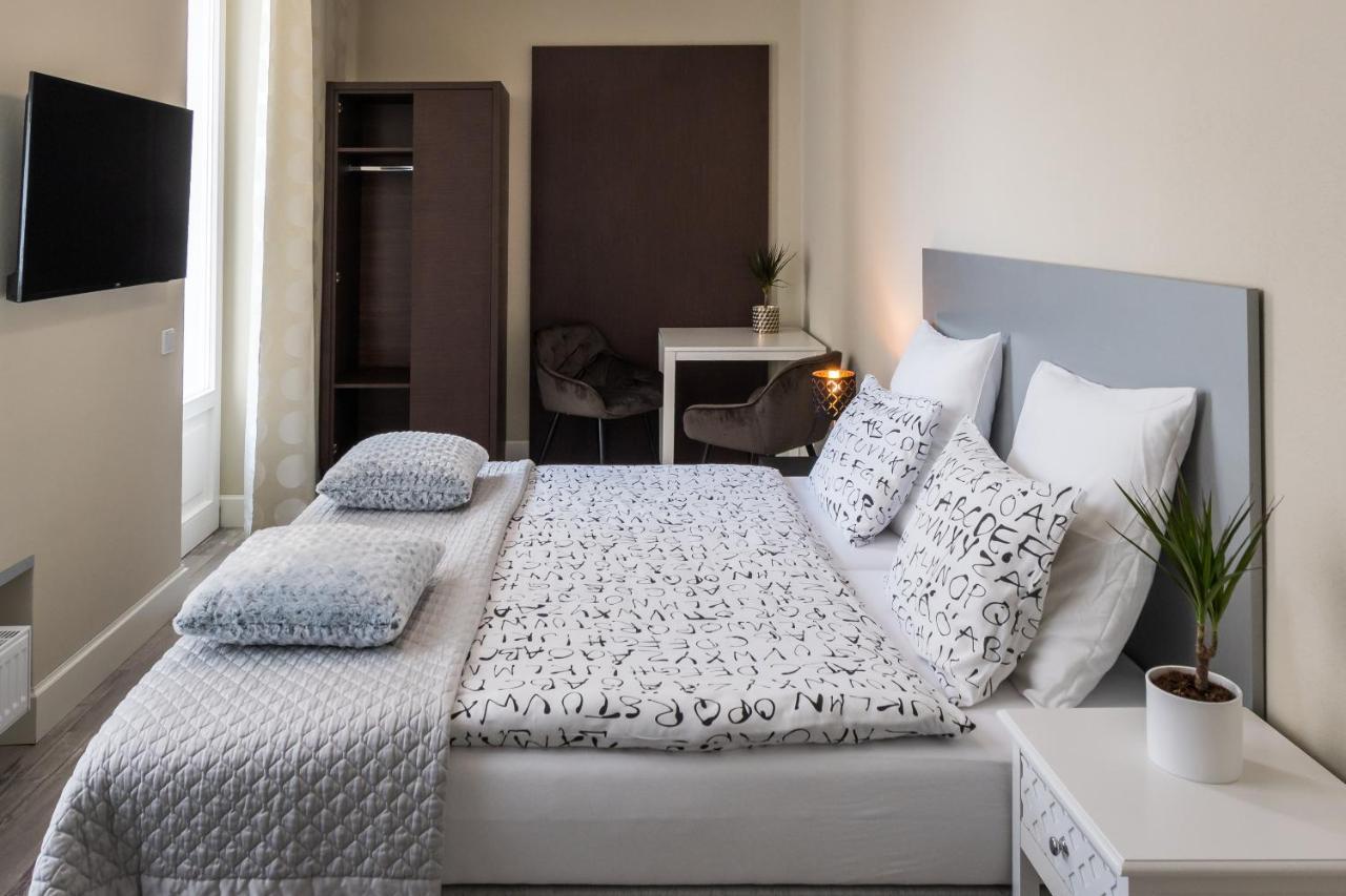 Penzion Apartmany Hradebni Uherske Hradiste Exterior photo